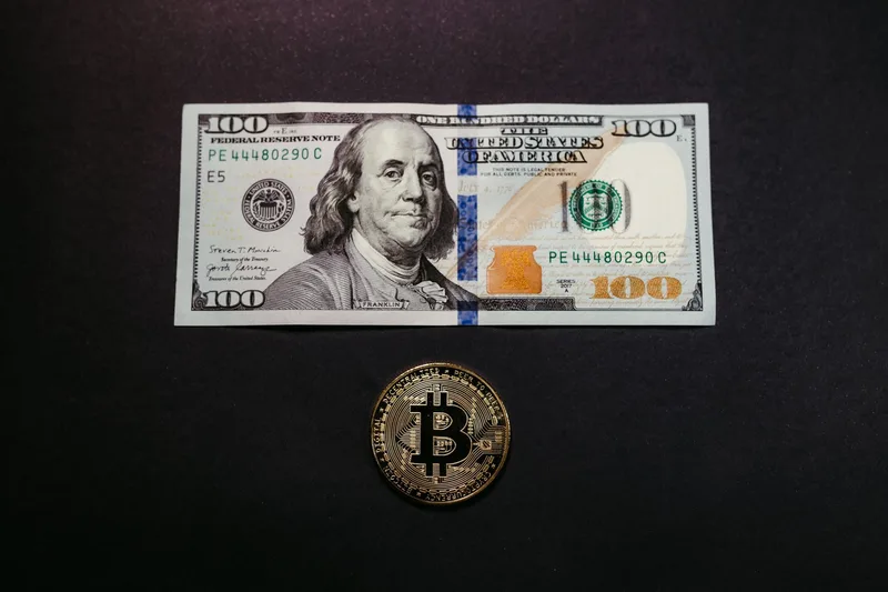 401(k) vs IRA: Which Retirement Account Should You Choose? - financial planning concept