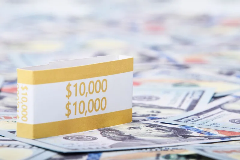 401(k) vs IRA: Which Retirement Account Should You Choose? - financial planning concept