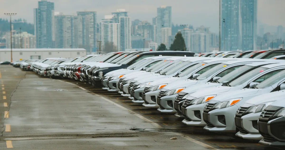 Auto Loans 101: How to Finance a Car Without Overpaying - US personal finance guide