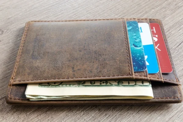 Cash Back vs Travel Rewards: Which Credit Card Type Is Right for You?