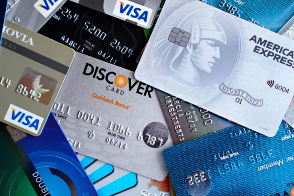 How to Build Credit From Scratch: A Complete Guide for Americans