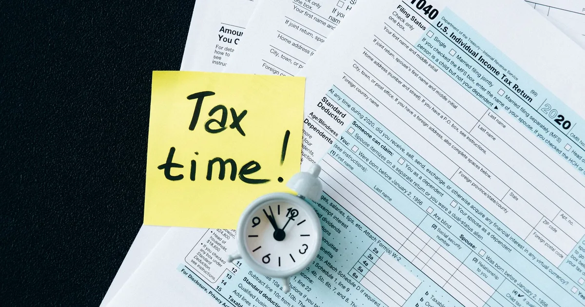How to File Taxes for the First Time: A Guide for Young Americans - US personal finance guide