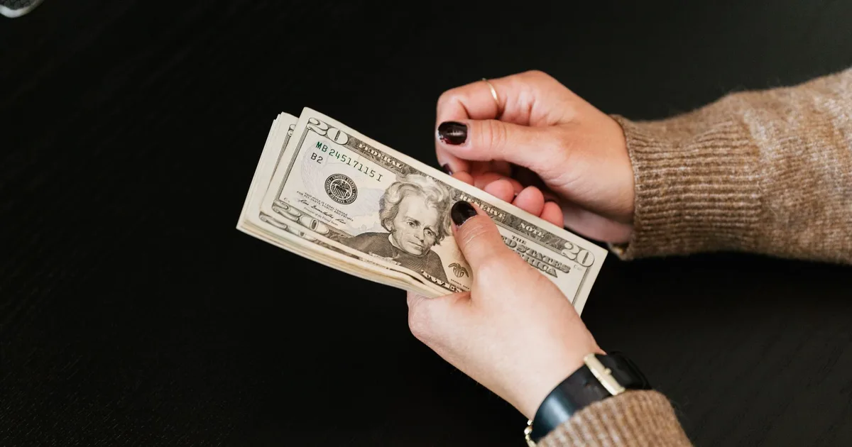 How to Start Investing in Your 20s and Retire a Millionaire - US personal finance guide