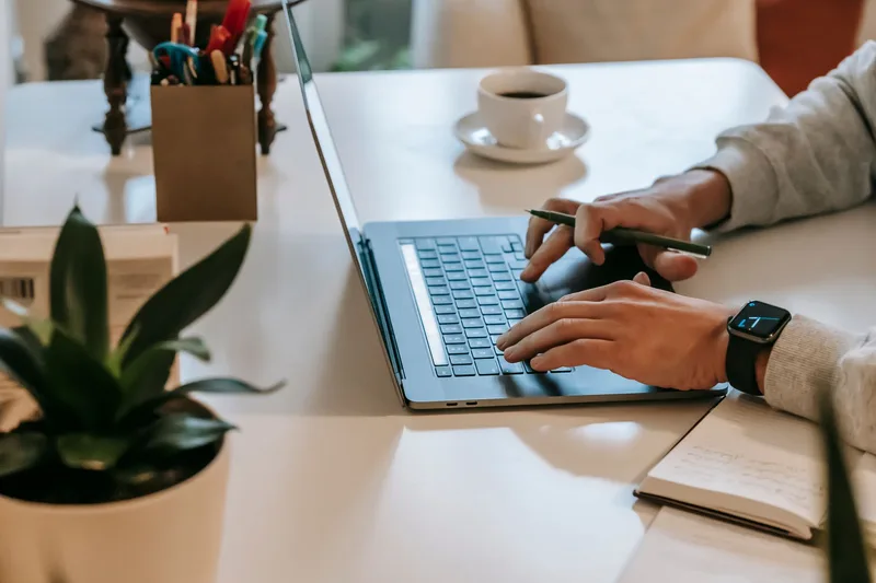 How to Start an Online Business With Less Than $500 - financial planning concept