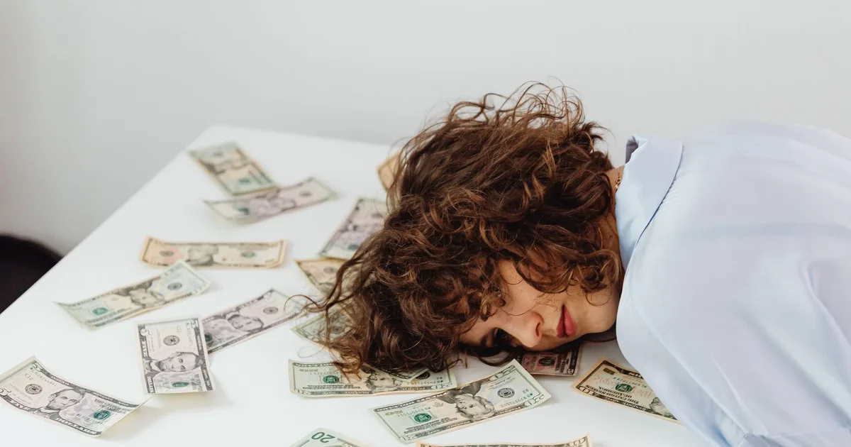 Building Financial Confidence: Overcoming Money Anxiety in America - US personal finance guide
