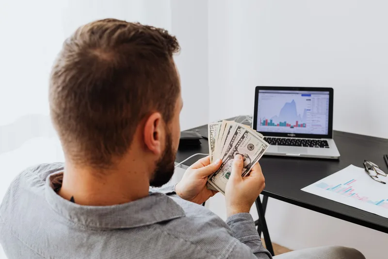 15 Passive Income Ideas That Actually Work for US Residents - financial planning concept