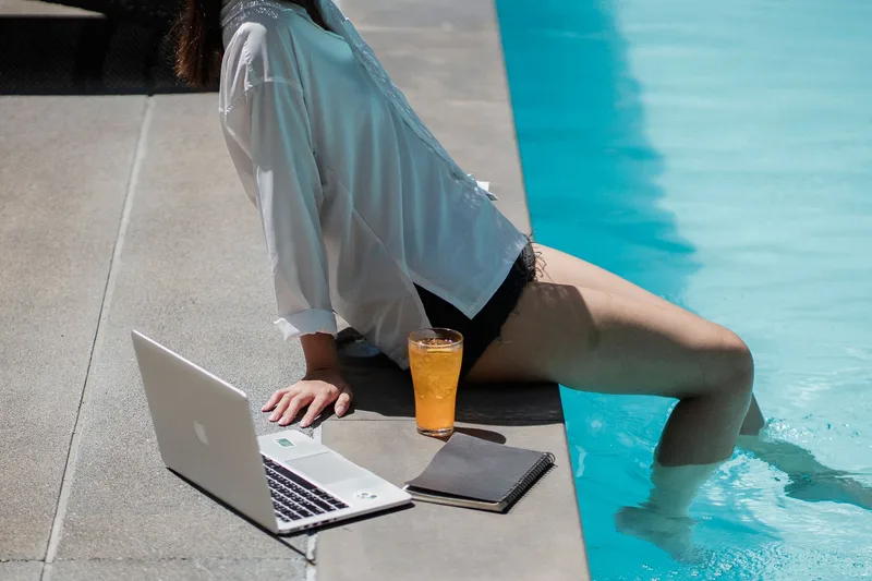 Remote Work Side Jobs: Best Opportunities for Extra Cash in 2026 - financial planning concept