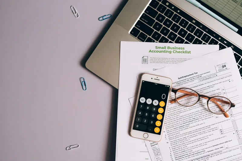 Self-Employment Taxes Explained: What Freelancers Owe the IRS - financial planning concept