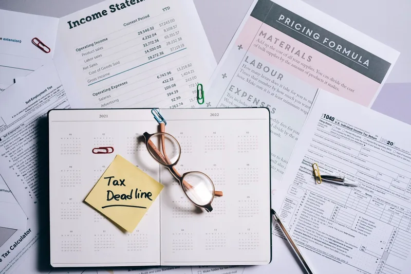 Self-Employment Taxes Explained: What Freelancers Owe the IRS - financial planning concept