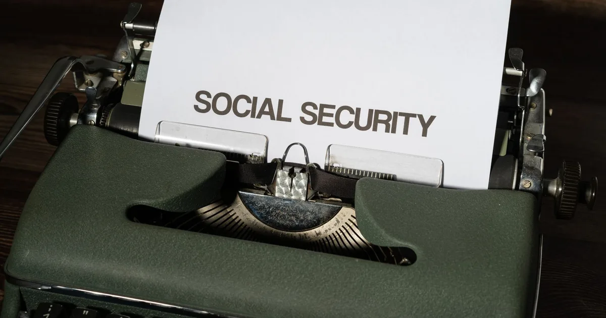 Social Security Benefits: When to Claim and How to Maximize Them - US personal finance guide