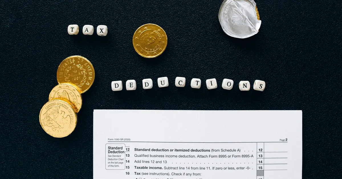 Standard vs Itemized Deductions: Which Should You Choose? - US personal finance guide