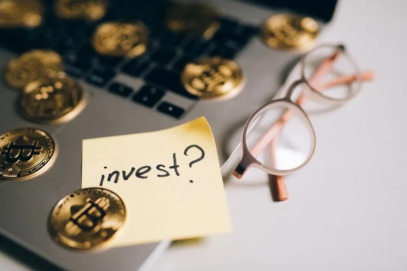 How to Start Investing With $100: A Step-by-Step Guide for Beginners - financial planning concept