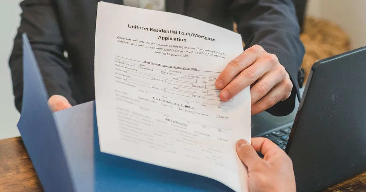 Student Loan Refinancing: Is It the Right Move in 2026? - US personal finance guide