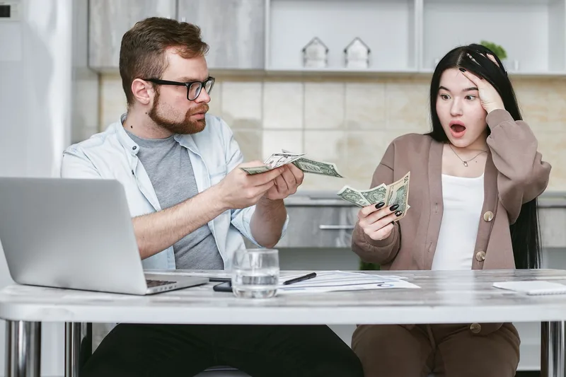 How to Talk About Money With Your Partner Without Fighting - financial planning concept