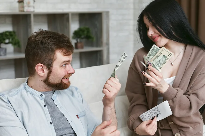 How to Talk About Money With Your Partner Without Fighting - financial planning concept