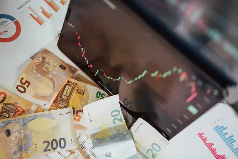 How to Build a Diversified Portfolio With Just 3 Index Funds - financial planning concept