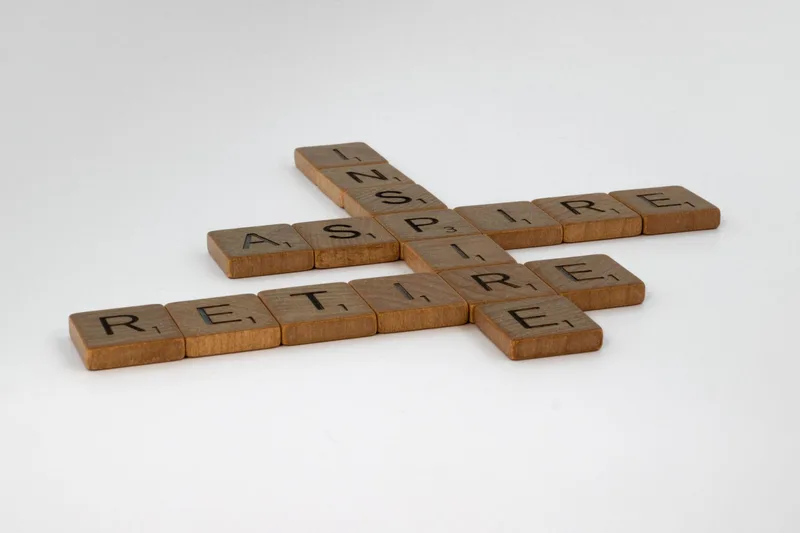 Traditional IRA vs Roth IRA: Which Is Better for Your Retirement? - financial planning concept